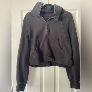 Black size M/L lulu scuba half zip